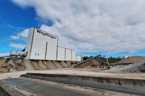 front view of the recycling plant